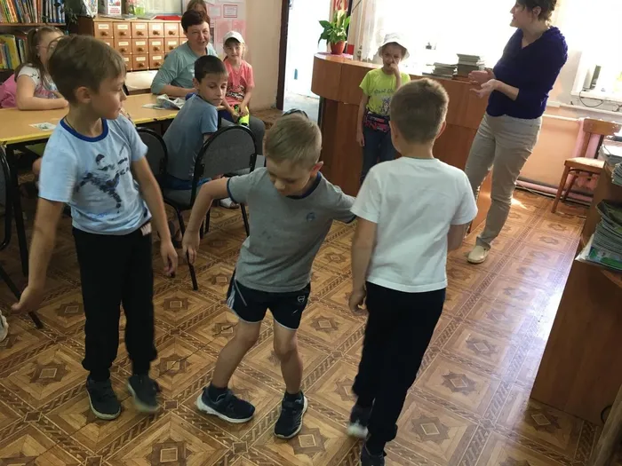 Экологический час в отделе обслуживания детей Сещинской библиотеки.jpg